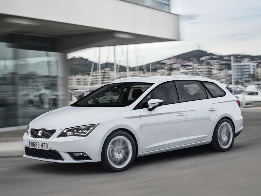  Seat Leon ST 2013 года  (фото 5 из 17)